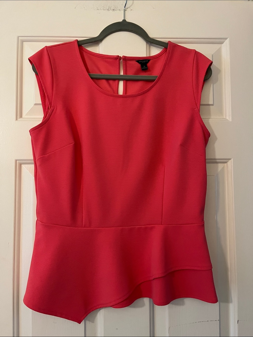 Ann Taylor Coral Peplum Cap-Sleeve Shell